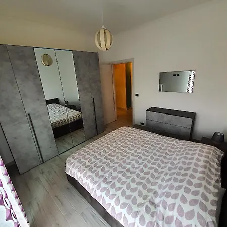 Appartamento Panoramico Con Metro Sotto Casa *