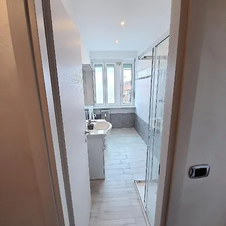 Appartamento Panoramico Con Metro Sotto Casa